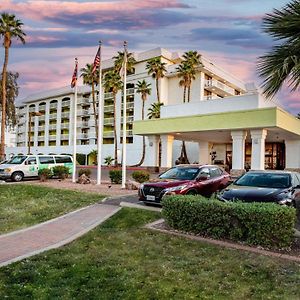 Holiday Inn Phoenix-Mesa Chandler, An Ihg Hotel